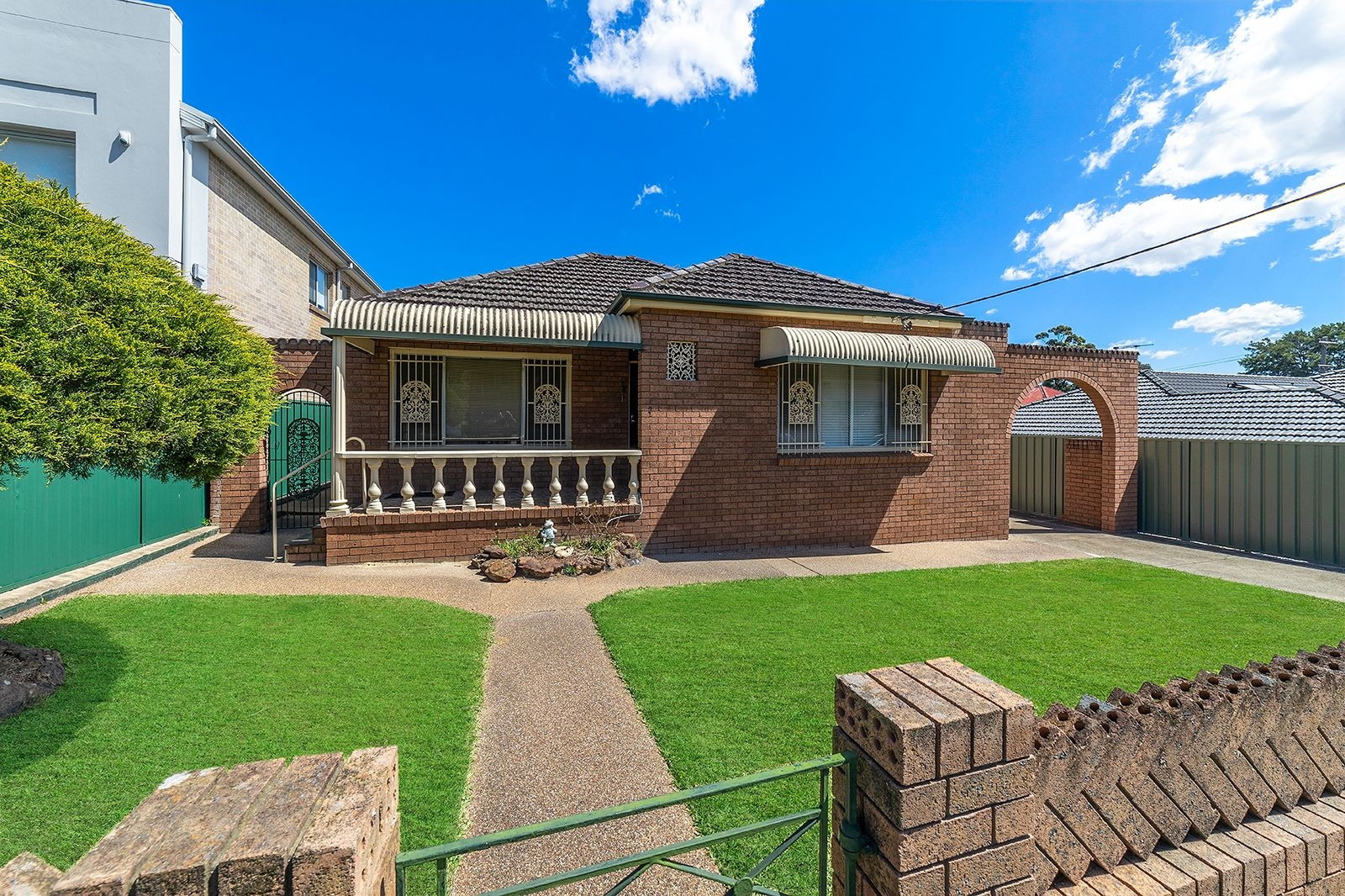 House Sold 2 Worsley Street, East Hills