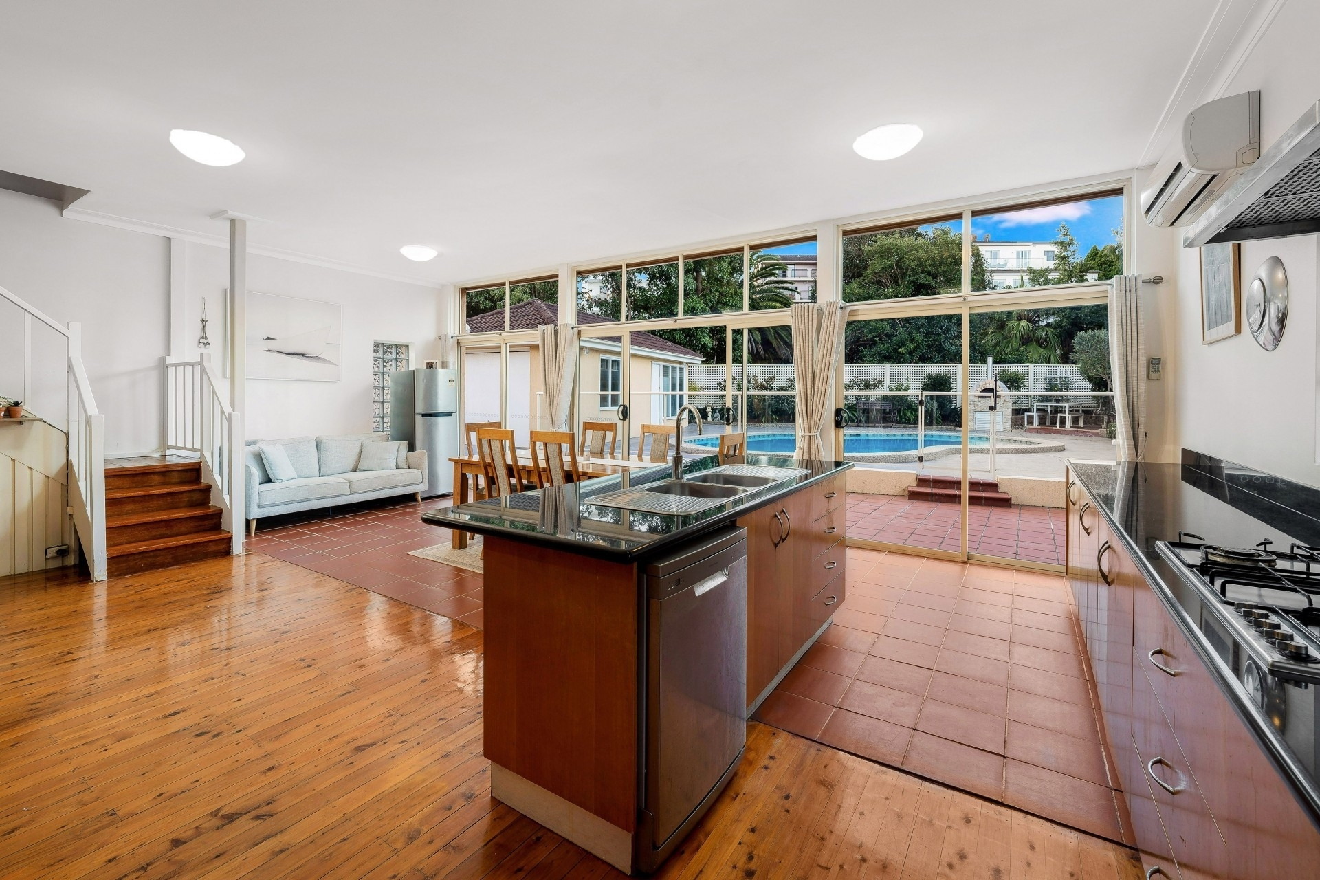 House Leased 11 Riversdale Avenue, Connells Point